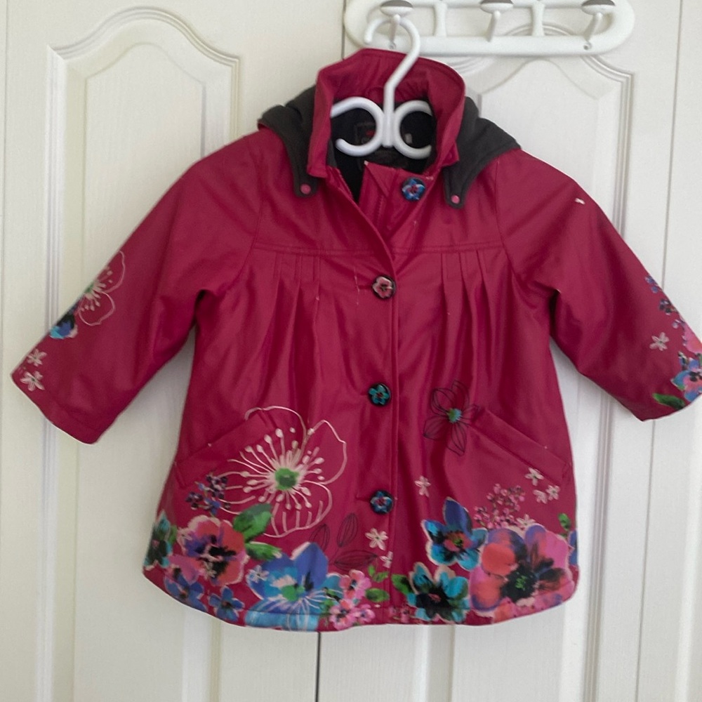 Kid’s Raincoat, size 4